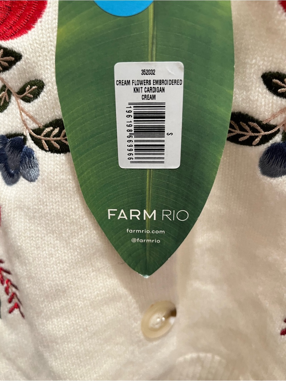 NWT FARM Rio Cream Embroidered Flowers Buttoned Knit Cardigan S - Picture 6 of 6